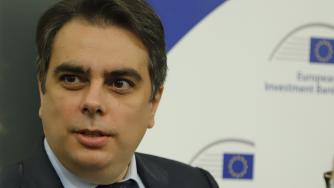 Василев предлага държавата да плаща третия ден от болничния