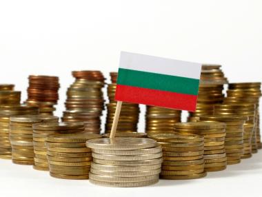 Лихвените разходи по дълга на България скачат 4 пъти