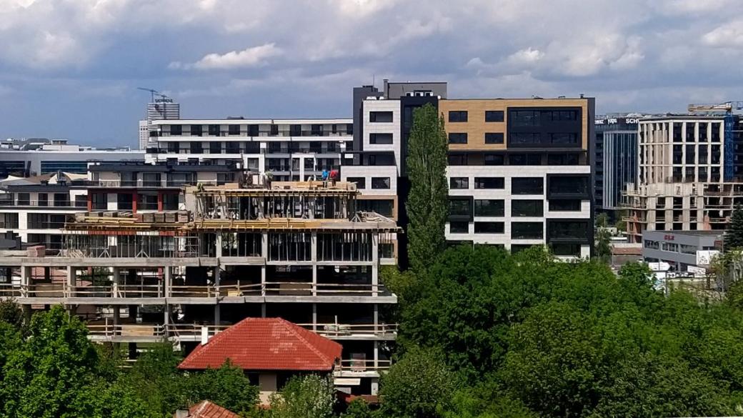 Спекулациите на жилищния пазар в България: Има ли полза от тях?