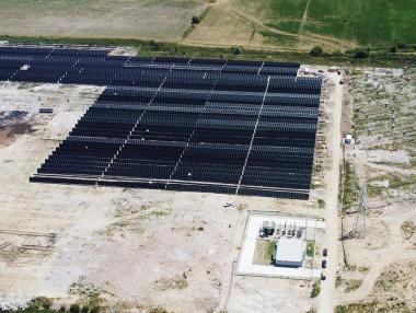 Китайската Hithium и „Соларпро“ изграждат батериен комплекс с капацитет 55 MWh