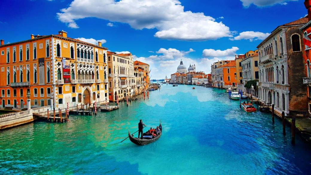 Венеция въвежда входна такса за всички туристи