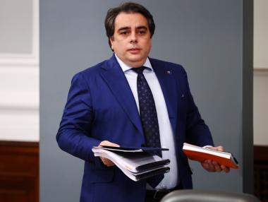 Василев не очаква проблеми с приемането на бюджета за 2024 г.