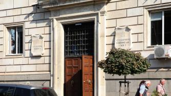 Колко пари ще получи всяка община, ако взима 2% от подоходния данък