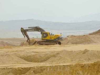 Кои са пътните и жп проекти, които ще се финансират от бюджета през 2024 г.