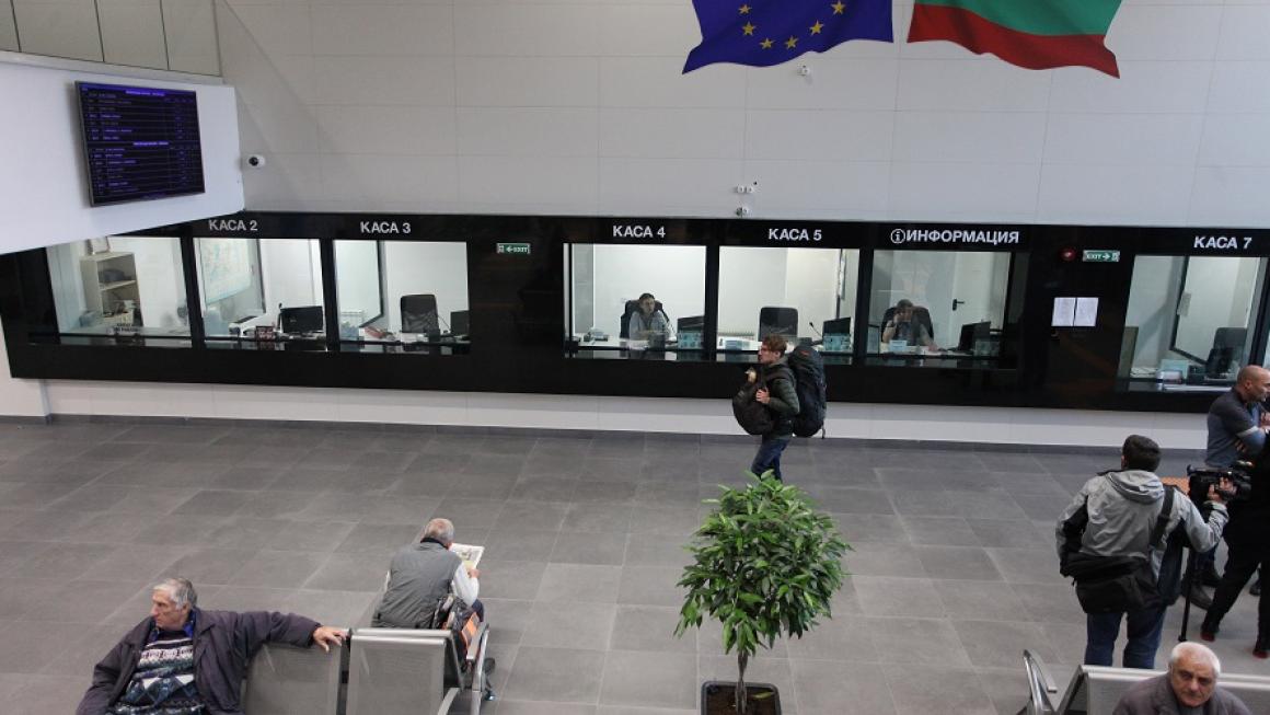 Галерия :: Снимка 5 :: „Влакът е бъдещето“: Как бе обновена жп гарата в Стара Загора? (галерия)}