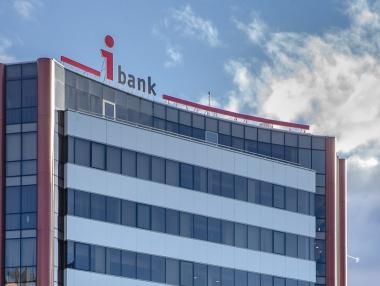 Дългосрочният рейтинг на „Инвестбанк“ отново e повишен