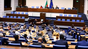 Комисия ще анализира спорната сделка между „Булгаргаз“ и „Боташ“