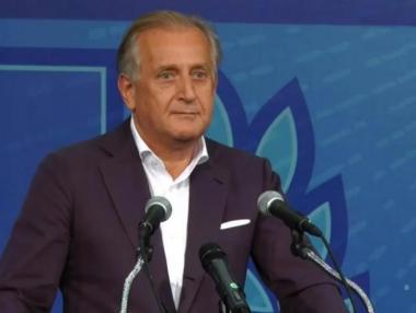 С особено мнение: КЗК позволи на собственика на Vivacom да купи кулите на „Булсатком“