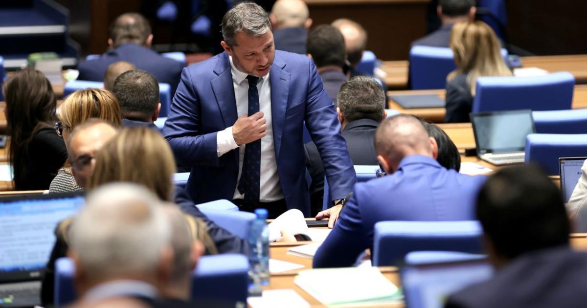 Само два месеца, след като в Народното събрание беше приет