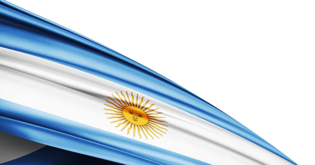 Снимка: Аржентина девалвира песото с 50%