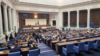 Вечерни новини: НС одобри милиарди за 7-ми блок на АЕЦ „Козлодуй“; Нови локомотиви за БДЖ