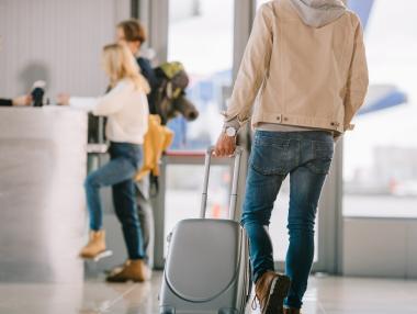 Трикове, които ще ви помогнат по време празничните пътувания