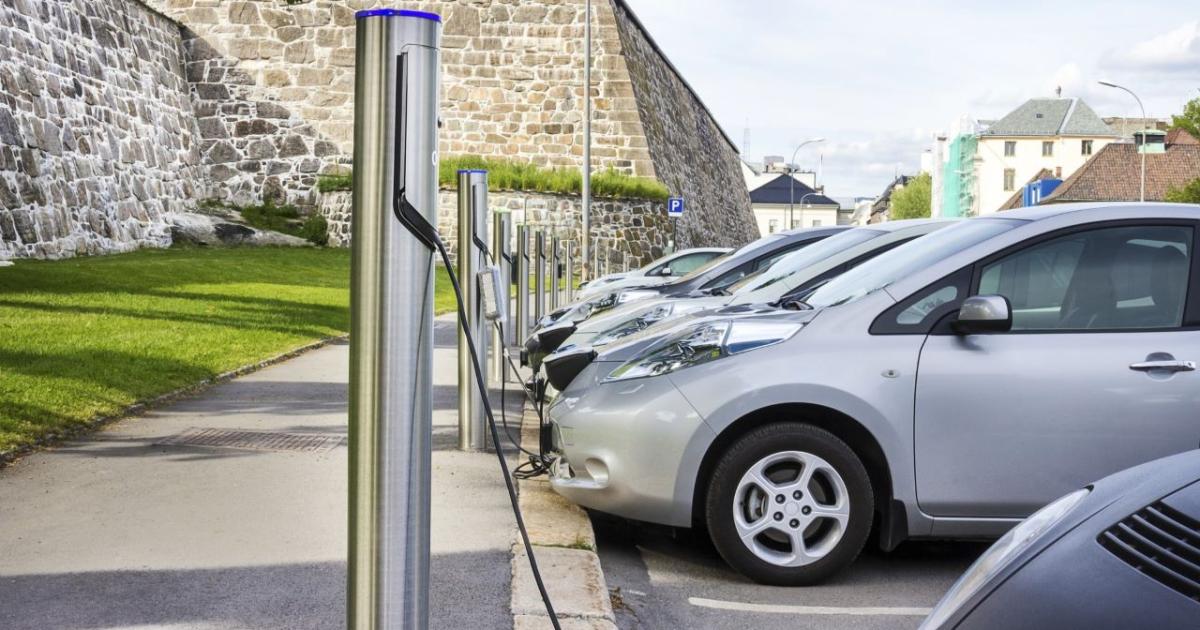 През ноември 2023 г. пазарът на автомобили в ЕС нараства