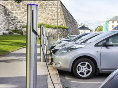 Електрическите автомобили в Европа се увеличават стабилно