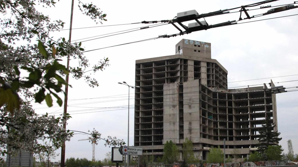 Седем 75-метрови кули и няколко по-малки сгради заменят ИПК „Родина“ в София
