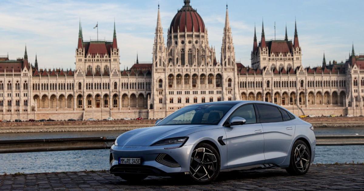 Китайският гигант за електрически превозни средства BYD ще построи нова