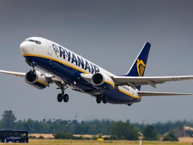 Ryanair ще лети до две нови дестинации от София през 2024 г.