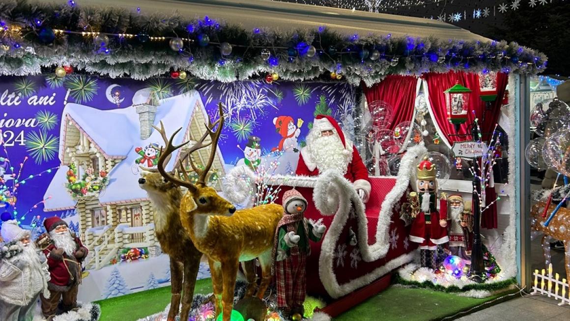 Галерия :: Снимка 3 :: Коледният базар в Крайова: достъпен и пълен с туристи (галерия)}