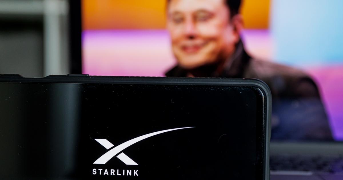 SpaceX изстреля първата си партида сателити Starlink, които могат да