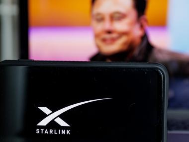 SpaceX изстреля първите сателити за директна връзка със смартфони