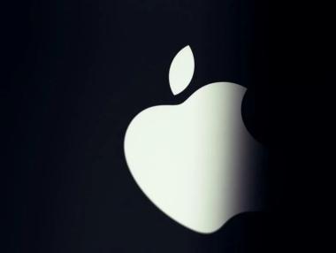 Apple поведе технологичен спад, изтрил 383 млрд. долара от пазара