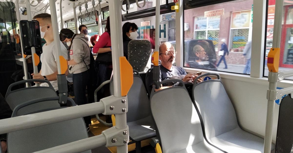 От днес стартира нова автобусна линия, която свързва столичните квартали