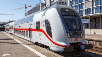 Само един консорциум прояви интерес към търга за двуетажните влакове