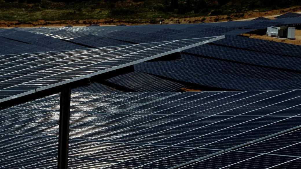Rezlov Energy има разрешение да построи най-големия соларен парк в България