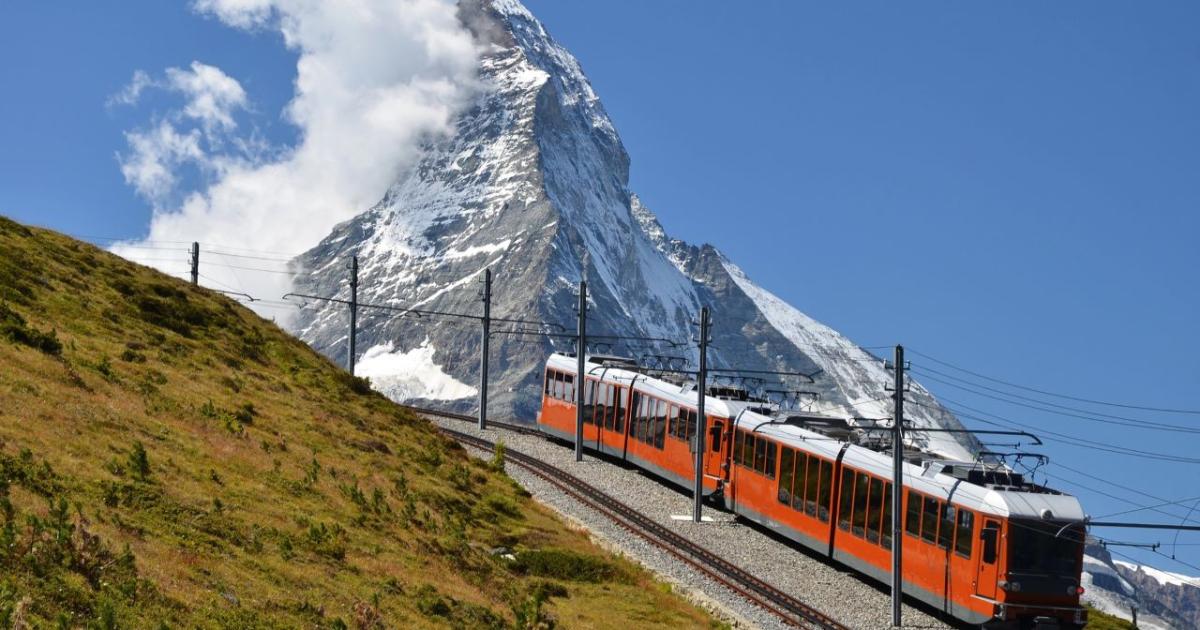 Швейцария, често по-известна като Земята на Алпите“, се превръща във