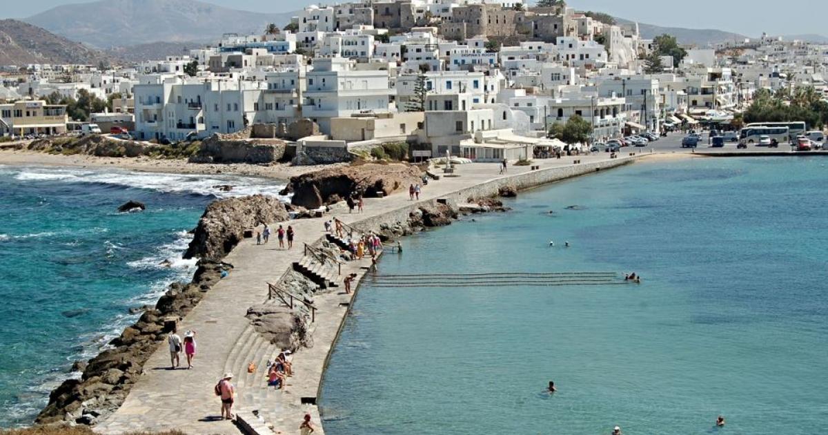 Като кажете думата Циклади, може и да срещнете много празни