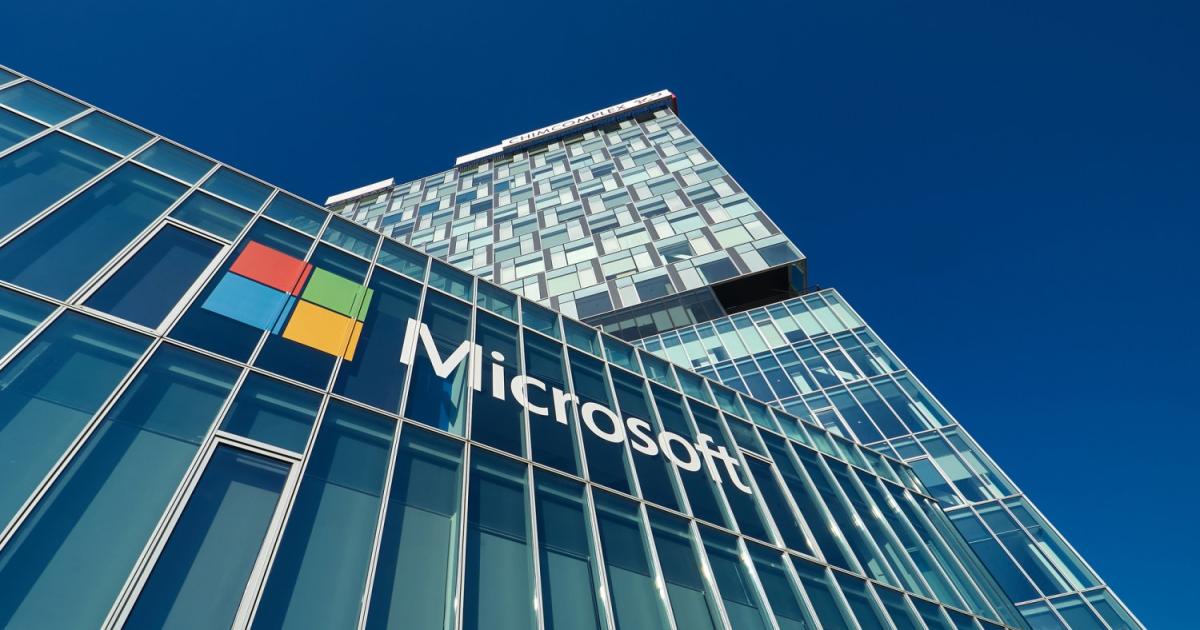 Microsoft отново е най-скъпата компания в света, отнемайки короната от