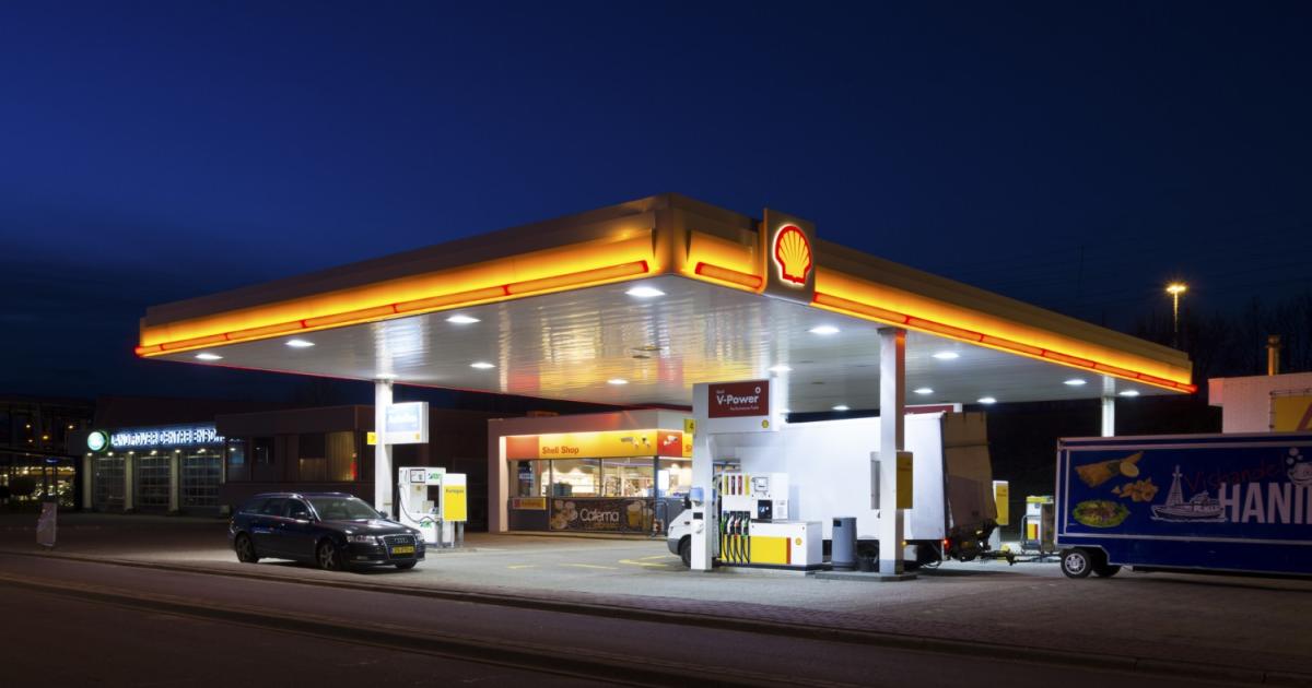 Shell е готова да приключи близо едновековен добив на нефт