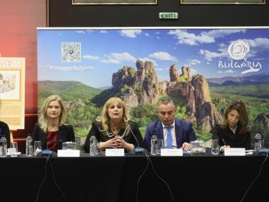 „Бранд България“: много обещания и амбиции, неясен резултат