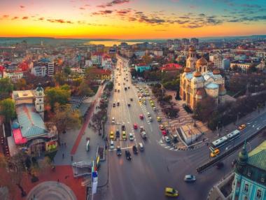 Вечерни новини: Богатите и бедните региони в България; Уволнен зам.-министър