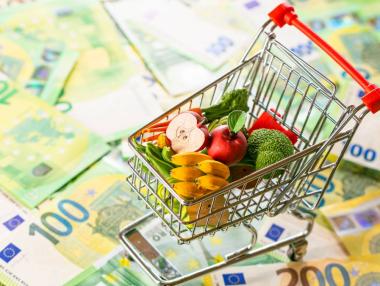 Вечерни новини: Търговските вериги се готвят за еврото; „Еконт“ започва да доставя пратки от Турция