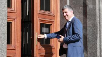 Опитът на Цеков да узакони незаконни обекти носи лавина от проблеми