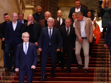 Властта почти се разбра със земеделците