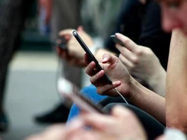 Телекомите са (донякъде) склонни да преговарят за индексацията