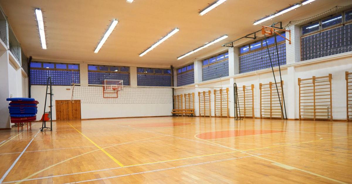 В 496 училища в страната ще бъдат изградени нови физкултурни