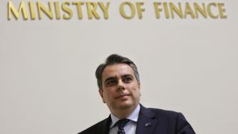 „Дошло е времето“: Асен Василев оправда сливането на митниците и НАП с Шенген