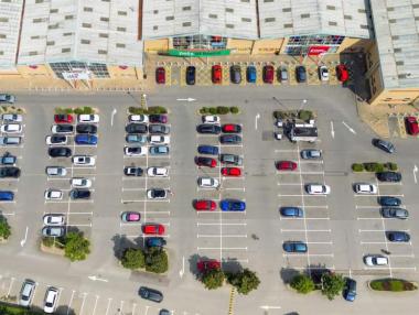 Ритейл паркове с хотели: Идва ли тази тенденция и в България?