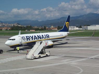 Ryanair с ново повишение на цените на самолетните билети