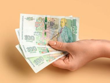 Българите с просрочия са по-платежоспособни от всякога