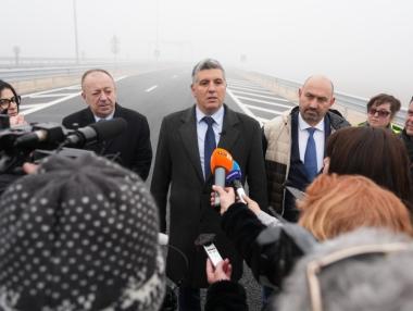 „Нормална свързаност“: АПИ пусна за движение нов участък от пътя Видин – Ботевград (видео и снимки)