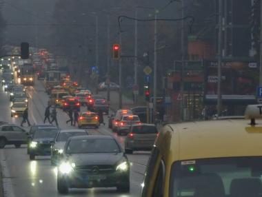 Правителството пак опитва да въведе системата „бонус-малус“