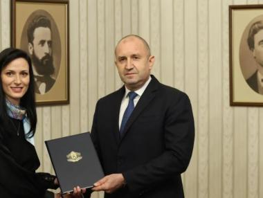 Вечерни новини: Габриел взе мандата, без да представи състав на кабинета; България се доближава до инфлацията за еврозоната