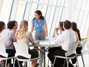 Жените милениали контролират световната икономика