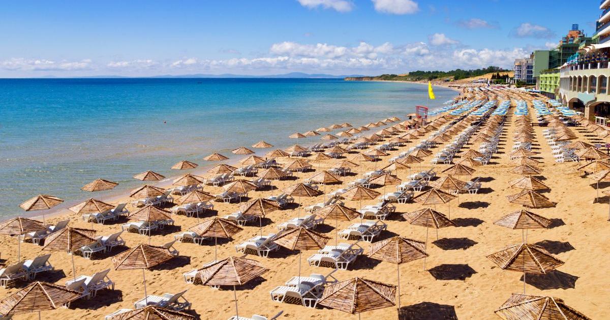 След 31 март пътуването на българи до или от страни,