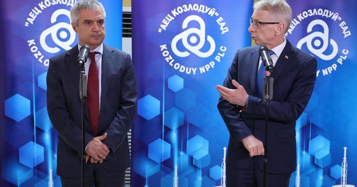 Само година и два месеца отне на две правителства да