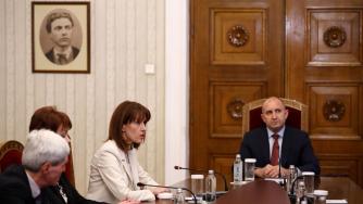 ЦИК е готова за избори 2 в 1